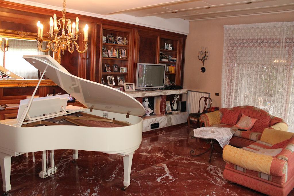 La Casa Della Musica Ciampino Phòng bức ảnh